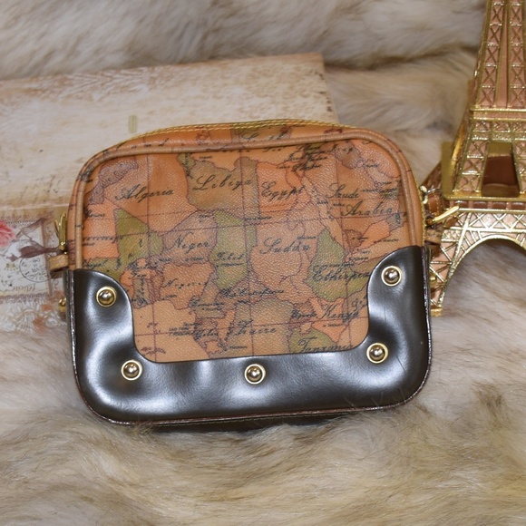 Tilasse Handbags - ALVIERO MARTINI Square Rare Leather Trim Studded